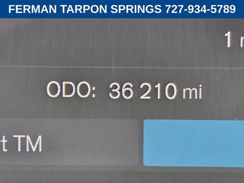 Certified 2024 Volvo XC40 B5 Plus w/ Protection Package Premier AWD/4WD image 34