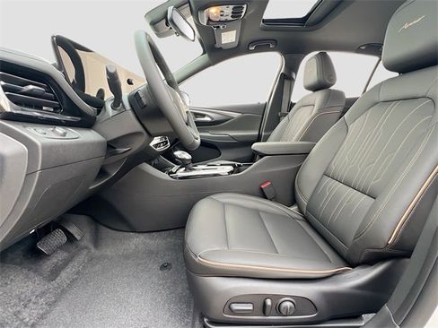 New 2026 Buick Envista Avenir image 15