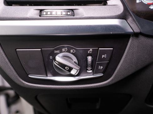 Used 2023 BMW X3 sDrive30i w/ Convenience Package image 32