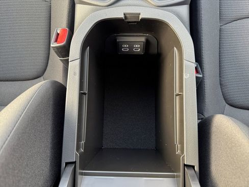 New 2025 Toyota RAV4 LE image 22