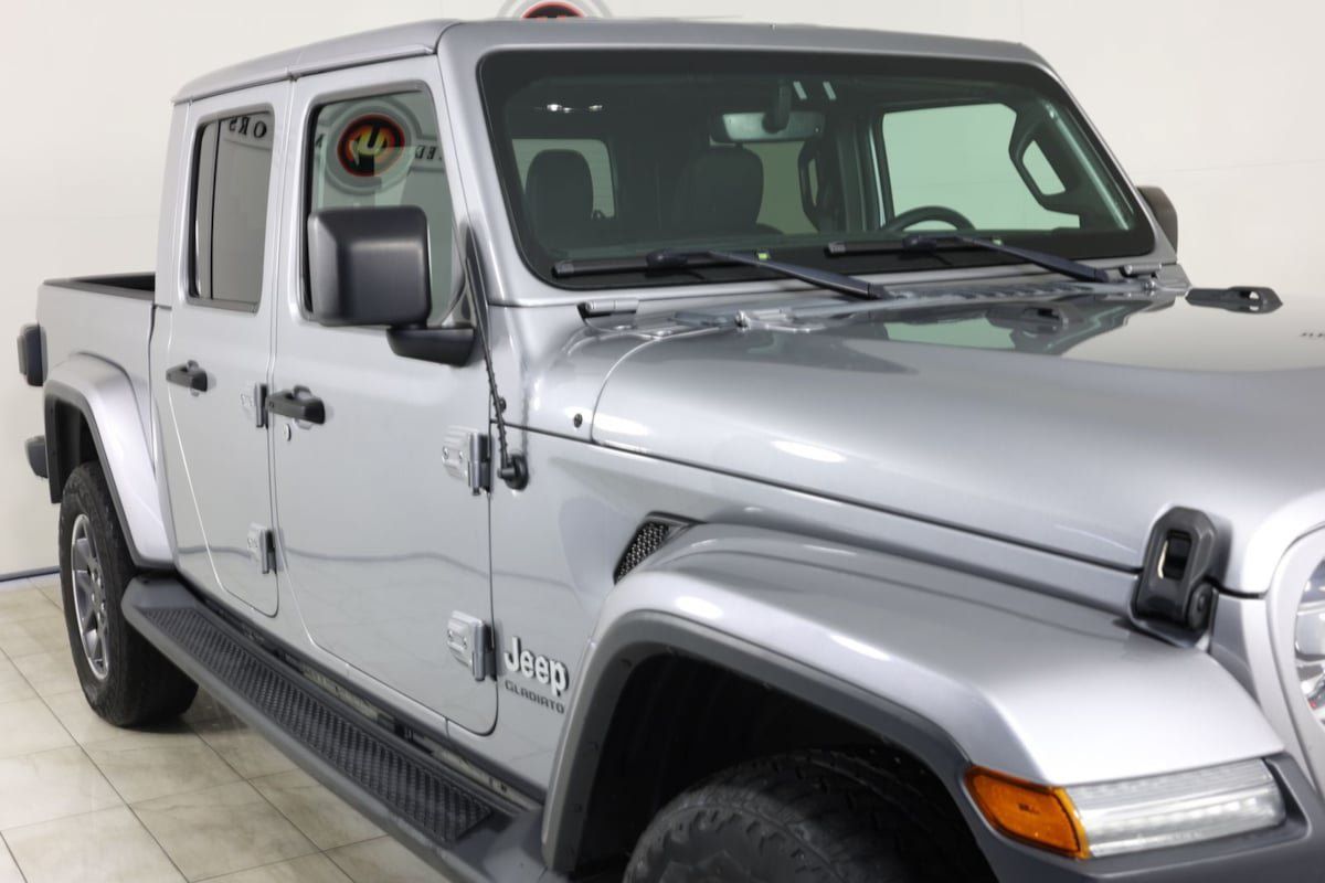 Used 2021 Jeep Gladiator Overland AWD/4WD image 37