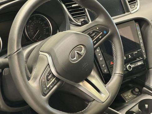 Certified 2025 INFINITI QX55 Essential image 16