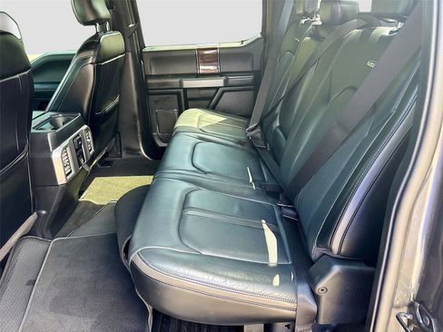 Used 2017 Ford F250 Platinum w/ Platinum Ultimate Package AWD/4WD image 26