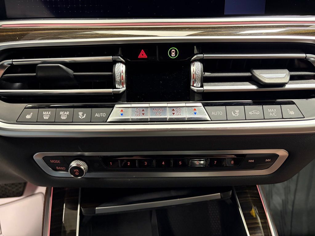 Used 2019 BMW X5 xDrive40i w/ Convenience Package AWD/4WD image 21