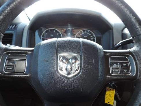 Used 2012 RAM 1500 Express RWD image 26