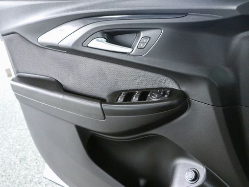 Used 2021 Chevrolet TrailBlazer LT w/ Sun and Liftgate Package FWD image 22