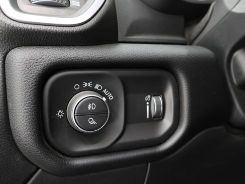 Used 2021 RAM 2500 Big Horn w/ Level B Equipment Group image 42