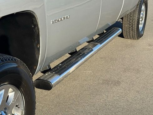 Used 2014 Chevrolet Silverado 2500 LT w/ Suspension Package, Off-Road image 11