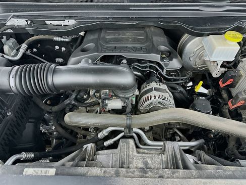 Used 2021 RAM 1500 Laramie AWD/4WD image 32