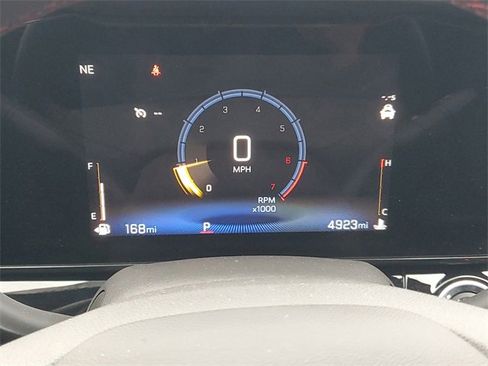 Certified 2025 Chevrolet Trax RS w/ Driver Confidence Package image 19