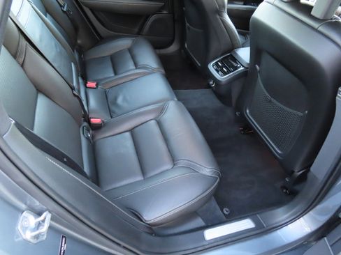 Used 2017 Volvo S90 T6 Inscription image 13