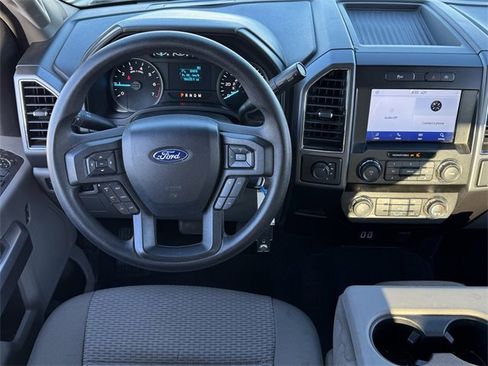 Used 2020 Ford F150 XLT image 11
