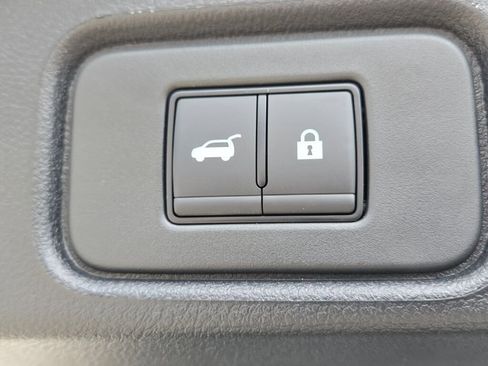 New 2026 Nissan Pathfinder Platinum AWD/4WD image 16