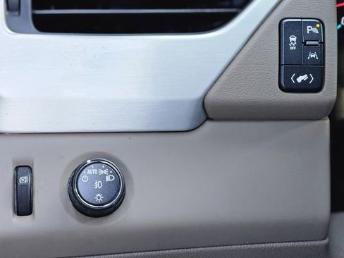 Used 2019 GMC Yukon SLT image 20