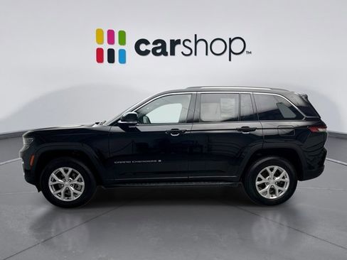 Used 2023 Jeep Grand Cherokee Limited w/ Trailer Tow Prep Group (B) AWD/4WD image 2