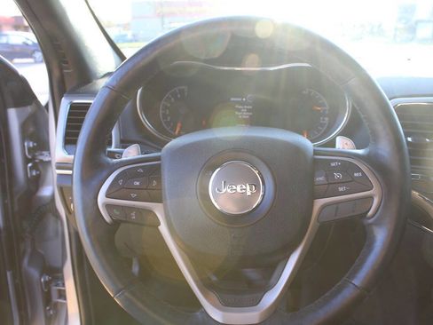 Used 2015 Jeep Grand Cherokee Limited image 95