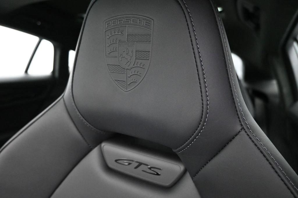 Certified 2026 Porsche Panamera GTS AWD/4WD image 11