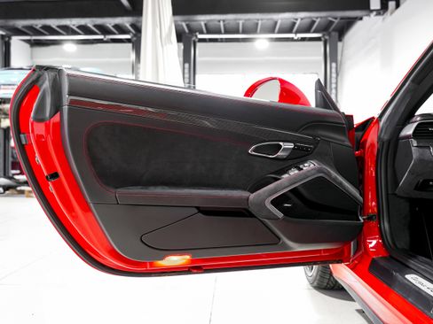 Used 2016 Porsche 911 Targa 4 GTS image 25