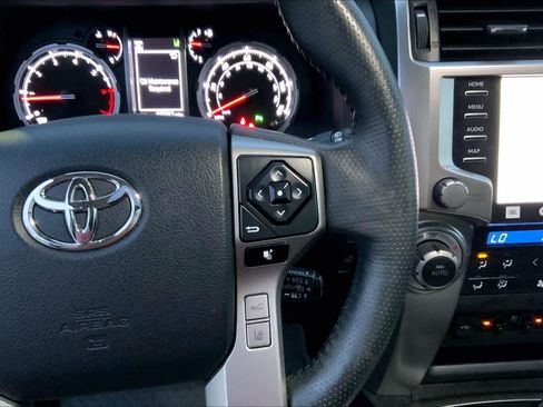 Used 2024 Toyota 4Runner Limited AWD/4WD image 24