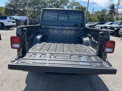 New 2026 Jeep Gladiator Sport AWD/4WD image 29