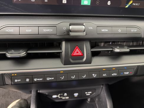 Used 2025 Kia K4 FWD image 19