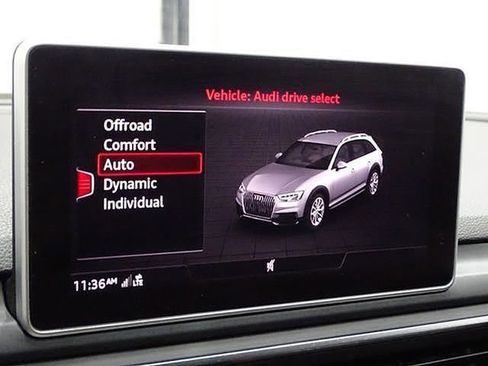 Used 2017 Audi A4 2.0T Premium w/ Audi MMI Navigation Plus image 32