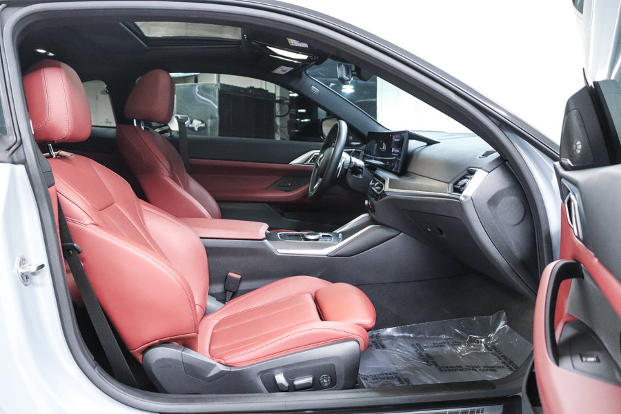 Certified 2024 BMW 430i Coupe w/ M Sport Package RWD image 17