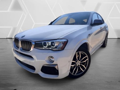 Used 2018 BMW X4 M40i image 1