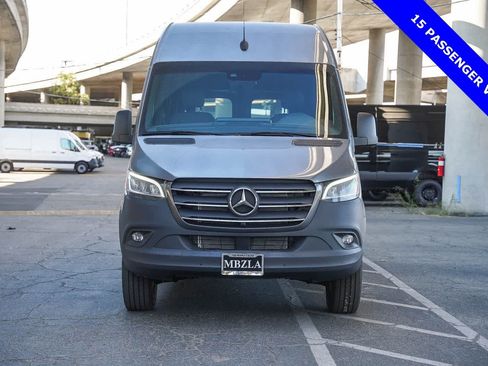 Used 2024 Mercedes-Benz Sprinter 2500 image 2