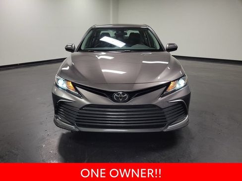 Used 2023 Toyota Camry LE FWD image 3