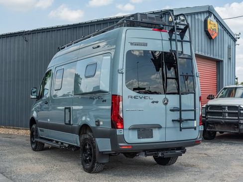Used 2021 Mercedes-Benz Sprinter 2500 image 4