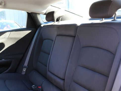 Used 2022 Chevrolet Malibu LT image 21