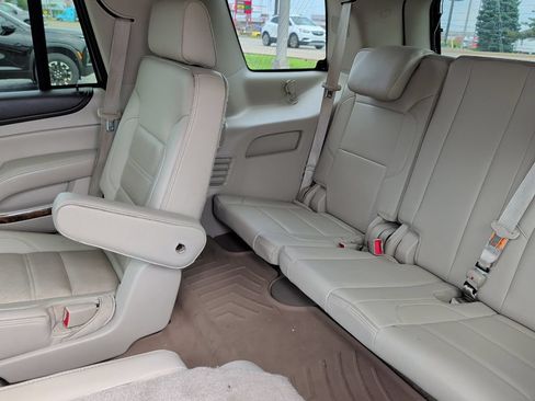 Used 2015 GMC Yukon Denali w/ Touring Package AWD/4WD image 9