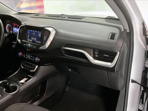 Used 2022 GMC Terrain SLE w/ Driver Convenience Package image 23