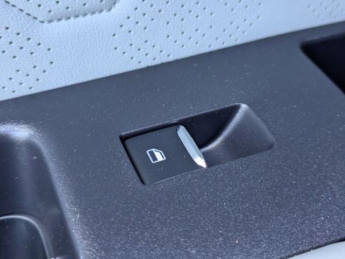 New 2026 Ford Explorer Platinum image 28