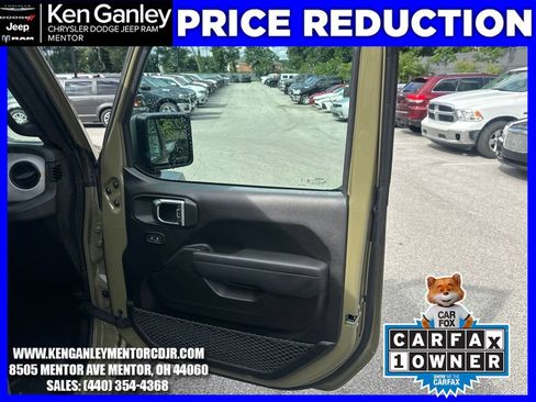 Used 2025 Jeep Gladiator Sport AWD/4WD image 24