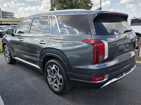 Used 2022 Hyundai Palisade Calligraphy image 9