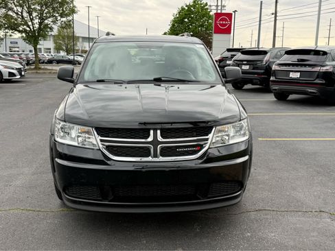 Used 2017 Dodge Journey SE FWD image 2