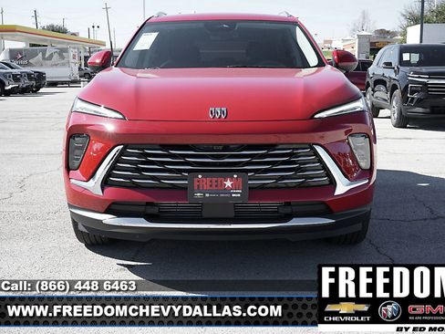 New 2025 Buick Envision Preferred image 2