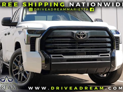 Used 2024 Toyota Tundra SR w/ SR Tow Package RWD image 2