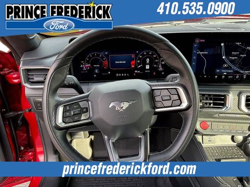 Used 2024 Ford Mustang Premium image 5