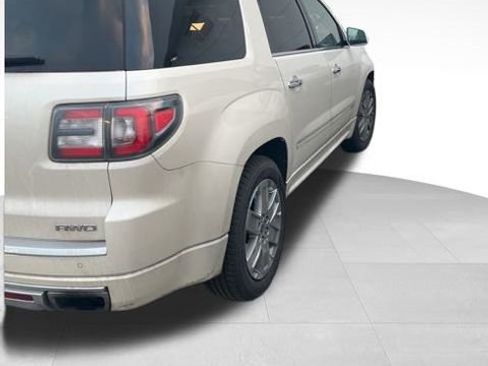 Used 2015 GMC Acadia Denali image 13