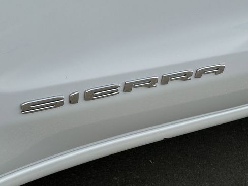 Used 2025 GMC Sierra 1500 Pro w/ Pro Value Package image 31