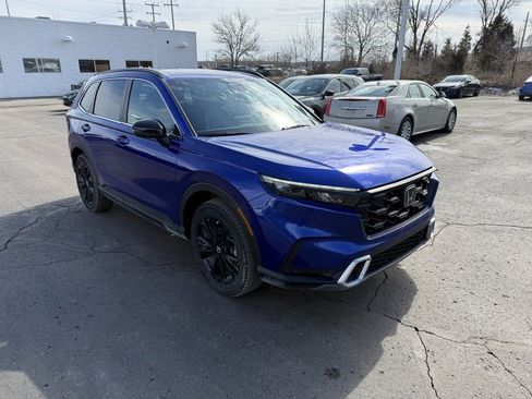 Used 2024 Honda CR-V Sport Touring image 4