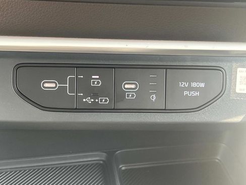 New 2026 Kia Carnival SX Prestige FWD image 35