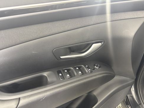 Used 2023 Hyundai Tucson SEL w/ Convenience Package FWD image 15