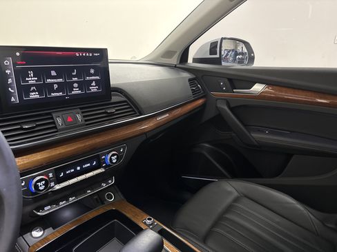 Used 2023 Audi Q5 2.0T Premium Plus w/ Premium Plus Package image 21