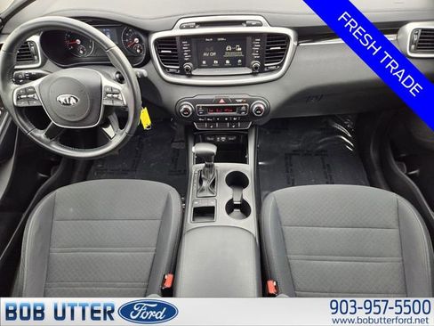 Used 2019 Kia Sorento FWD w/ LX Convenience Package image 23