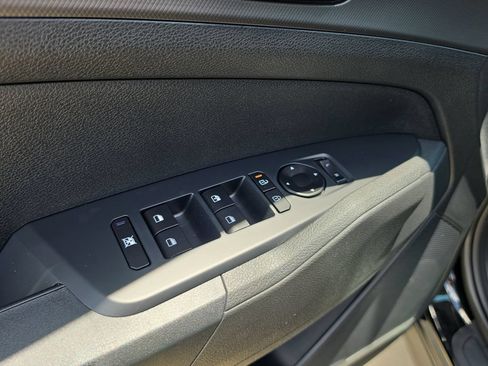 New 2026 Kia Sportage LX FWD image 19