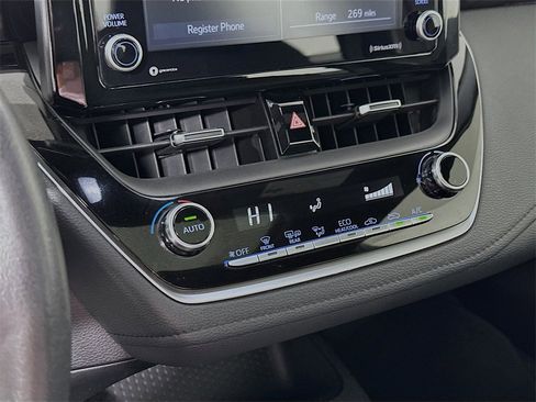Used 2022 Toyota Corolla SE image 14